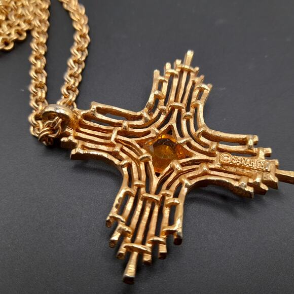 Vintage Sarah Coventry 1970s Yellow Rhinestone Cross Pendant Necklace - Picture 9 of 10